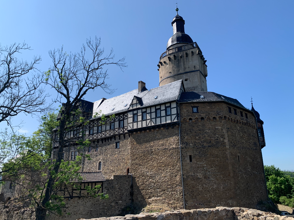 Burg Falkenstein im Harz: eine beeindruckende mittelalterliche Burg