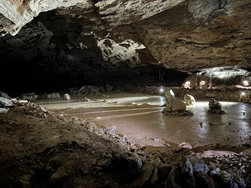Karstschauhöhle Heimkehle: Entdecken Sie eine beeindruckende unterirdische Welt